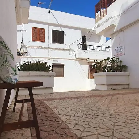 En Playa De Lances Apartment *